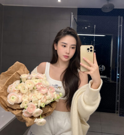 17909332363114-400×437